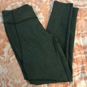 Outdoor Voices green leggings
